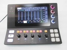 Mackie DLZ Creator XS Compact Adaptive Digital Mixer For Podcasting & Streaming