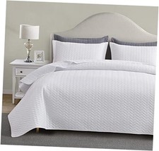 White Quilt Set King Size, Lightweight Bedspread Ultrasonic Chevron Pattern