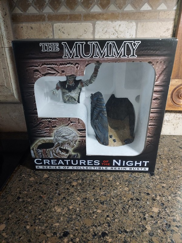 John's Toys Universal Monsters Creatures Of The Night The Mummy 750 Limited