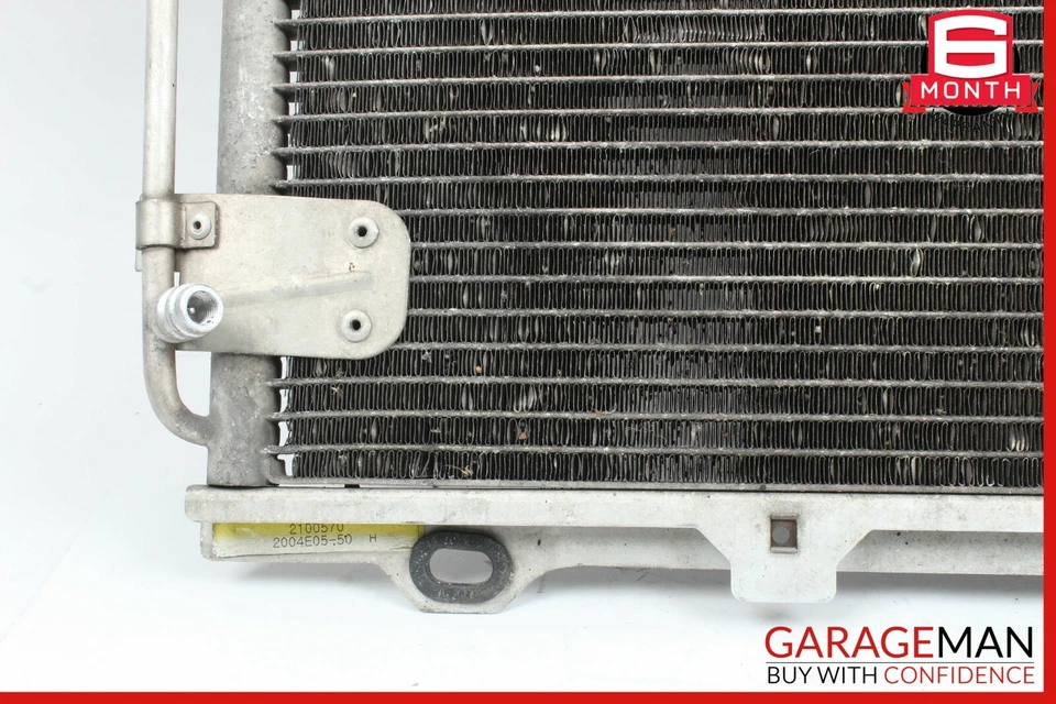 98-02 Mercedes W210 E320 Behr Engine Cooling Radiator Assembly 2105001203 OEM - Image 2 of 4