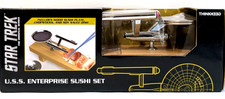Star Trek USS Enterprise Sushi Set ThinkGeek Wood Plate Chopsticks Soy Dish