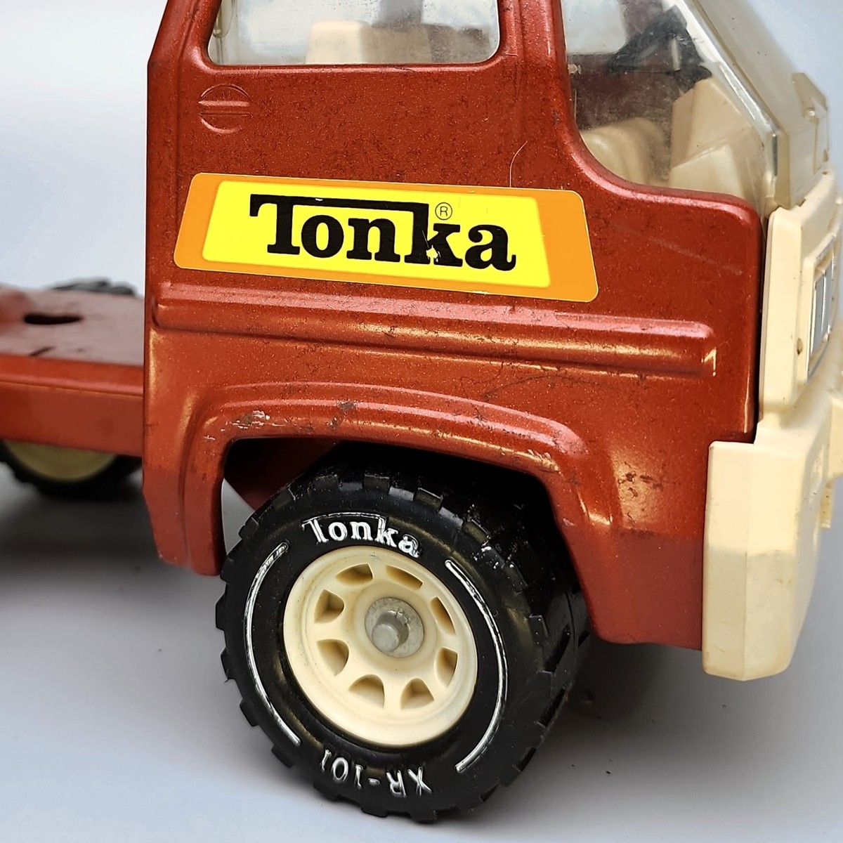 Tonka XR-101 Semi Truck Cab Vintage 70s Pressed Steel Car Carrier