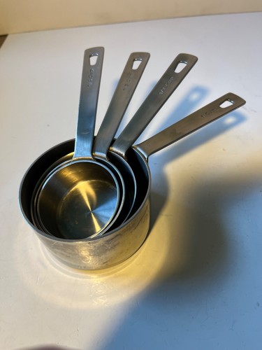 Williams Sonoma Measuring Cups Set of 4 18/10 Stainless Steel