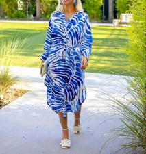 La Mer Luxe Women's Long Sleeve August Midi Dress Navy Batik