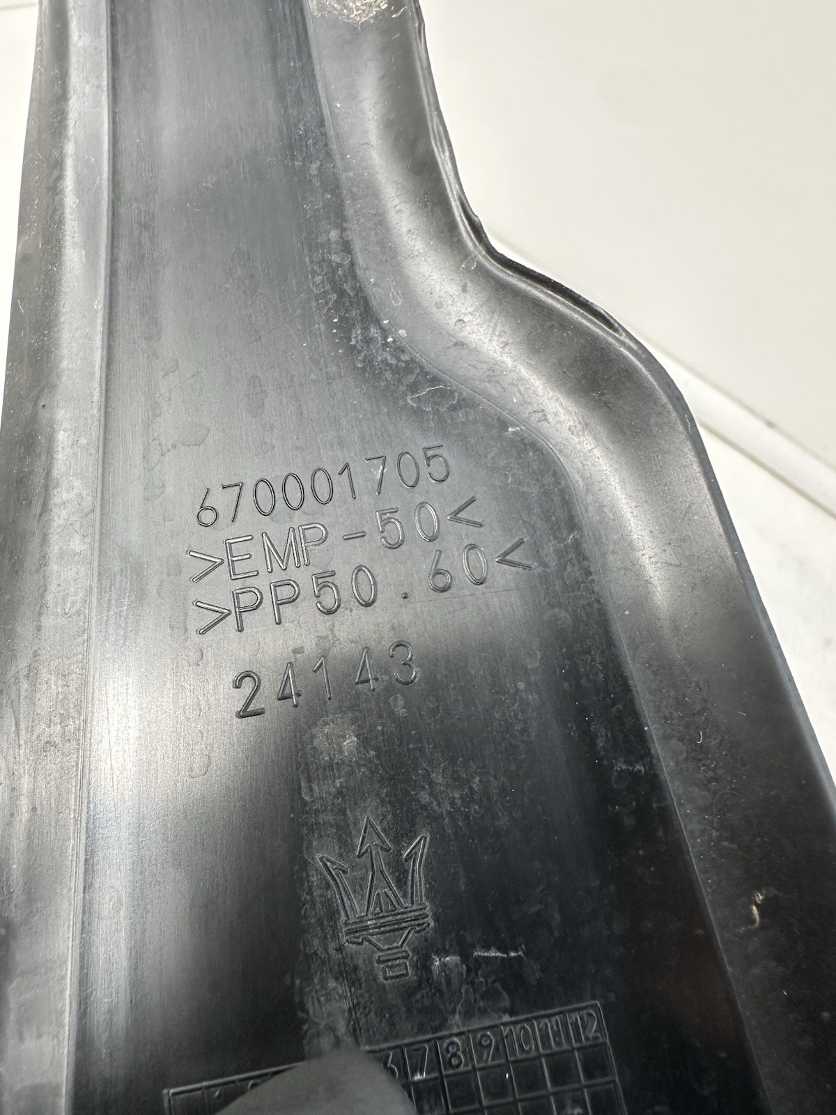 Maserati Ghibli 2014-2024 Front Left Cover panel P/N 670001705