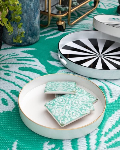 Classic White & Gold Rimmed Round Gloss Lacquered Melamine Serving Tray Platter - Imagen 4 de 10
