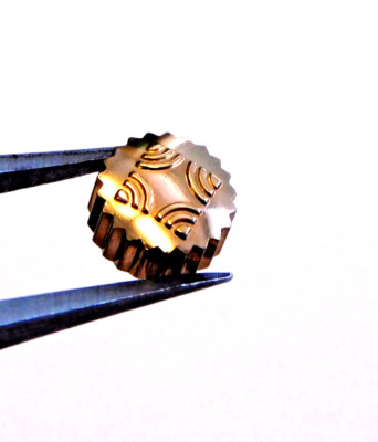 Zenith crown Diam. 5.00 Tube 2.50 Tap 0.90mm Rose Gold finish Swiss made x 1 pc.
