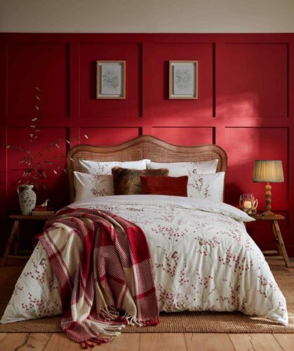 Laura Ashley Willow Winter Pussy brushed cotton Cranberry King duvet Cover set - Picture 5 of 13