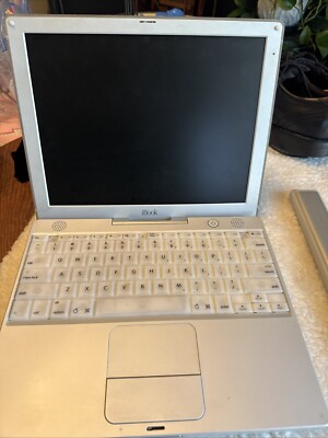 Apple Mac iBook 2002 white 12'' laptop With Mc-IBOOK Battery As Is Parts