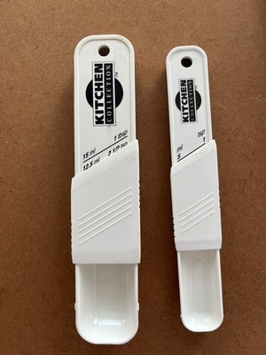 Kitchen Collection Lot/2 Adjustable Measuring Spoon Set - Teaspoon & Tablespoon