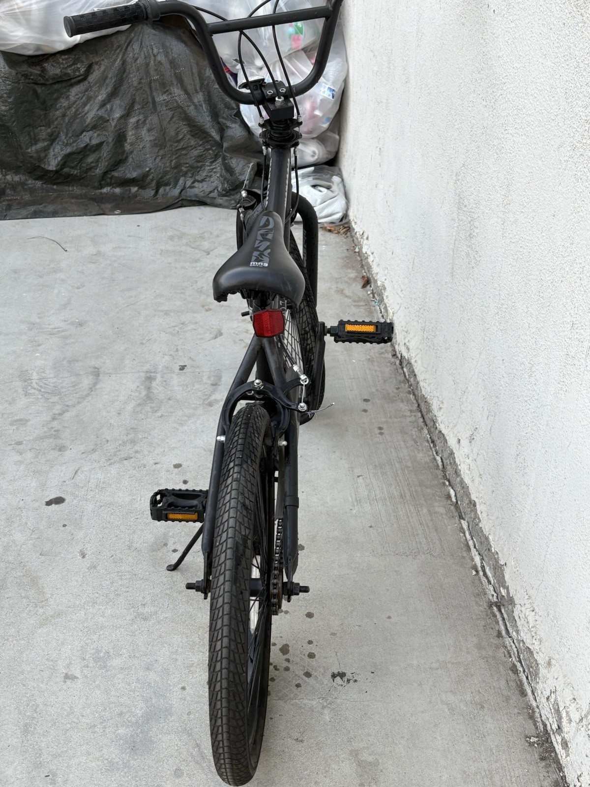 (Used) Bmx Bike (color Black) (85.00 USD) (Used) Bmx Bike (color Black) (85.00 USD)