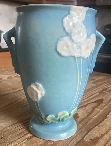 Roseville Pottery Primrose Vase 762-7