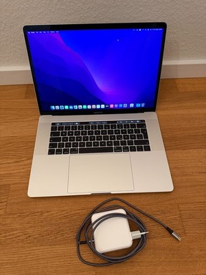 Apple MacBook Pro 15 Zoll 512GB SSD/16GB/2,6 GHz Intel i7/Radeon Pro 560X/Silber