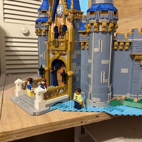 LEGO 43222 Disney 100th Anniversary Castle &ndash; Build. With box and instructions  