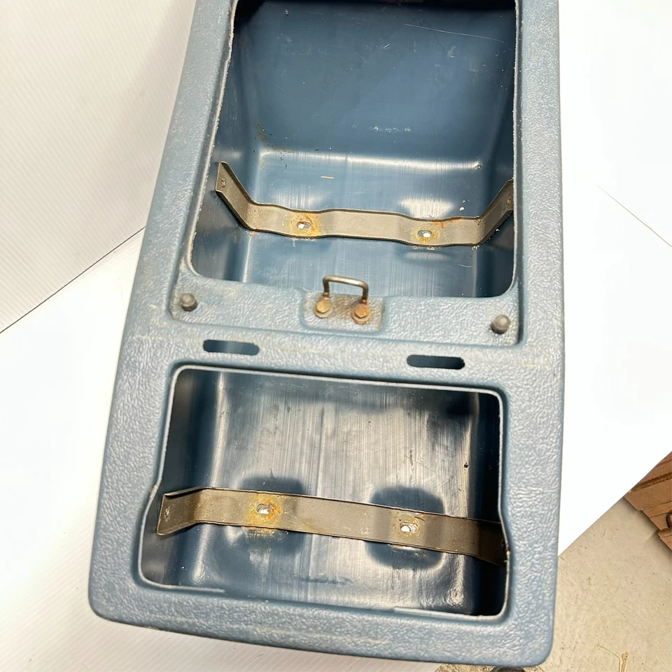 1981-91 Chevy/GMC Suburban K5 Blazer Jimmy Blue Center Floor Console C10 Pickup Foto 3 de 4