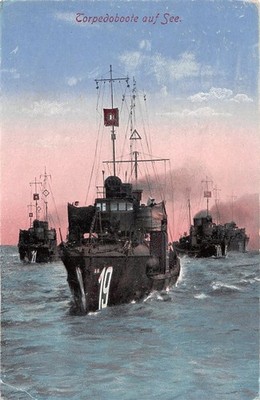 769483) AK Schiffe - Torpedoboote auf See gelaufen um 1915
