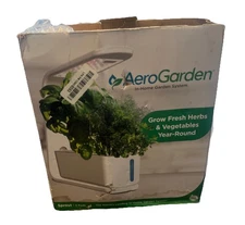 AeroGarden Harvest 6 Pods In-Home Garden System 100690 New Distress Box