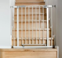 Baby Stair Gate - Pressure Fit 75-114cm | Fits Extra Wide Doors | Top Quality