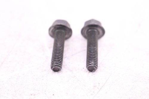 2004 04-05 SUZUKI GSXR 600 GSX600R OEM RECTIFIER MOUNT BOLTS S187 - Picture 2 of 3
