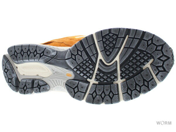 Size 9 - New Balance 2002R Protection Pack - Vintage Orange Size 9 - New Balance 2002R Protection Pack - Vintage Orange