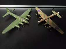 Avion bombardier armée modélisme fonte d'aluminium guerre 1939 / 1945