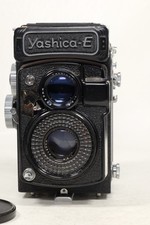 YASHICA E Flash Yashinon 80mm f3.5 TLR Film Camera PLEASE READ