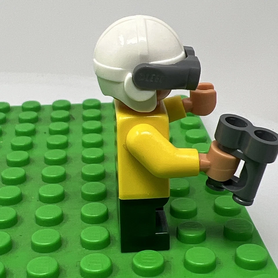 LEGO Star Wars - Rowan - Jaqueta amarela, boné aviador e óculos - Mini boneco - Imagem 2 de 4