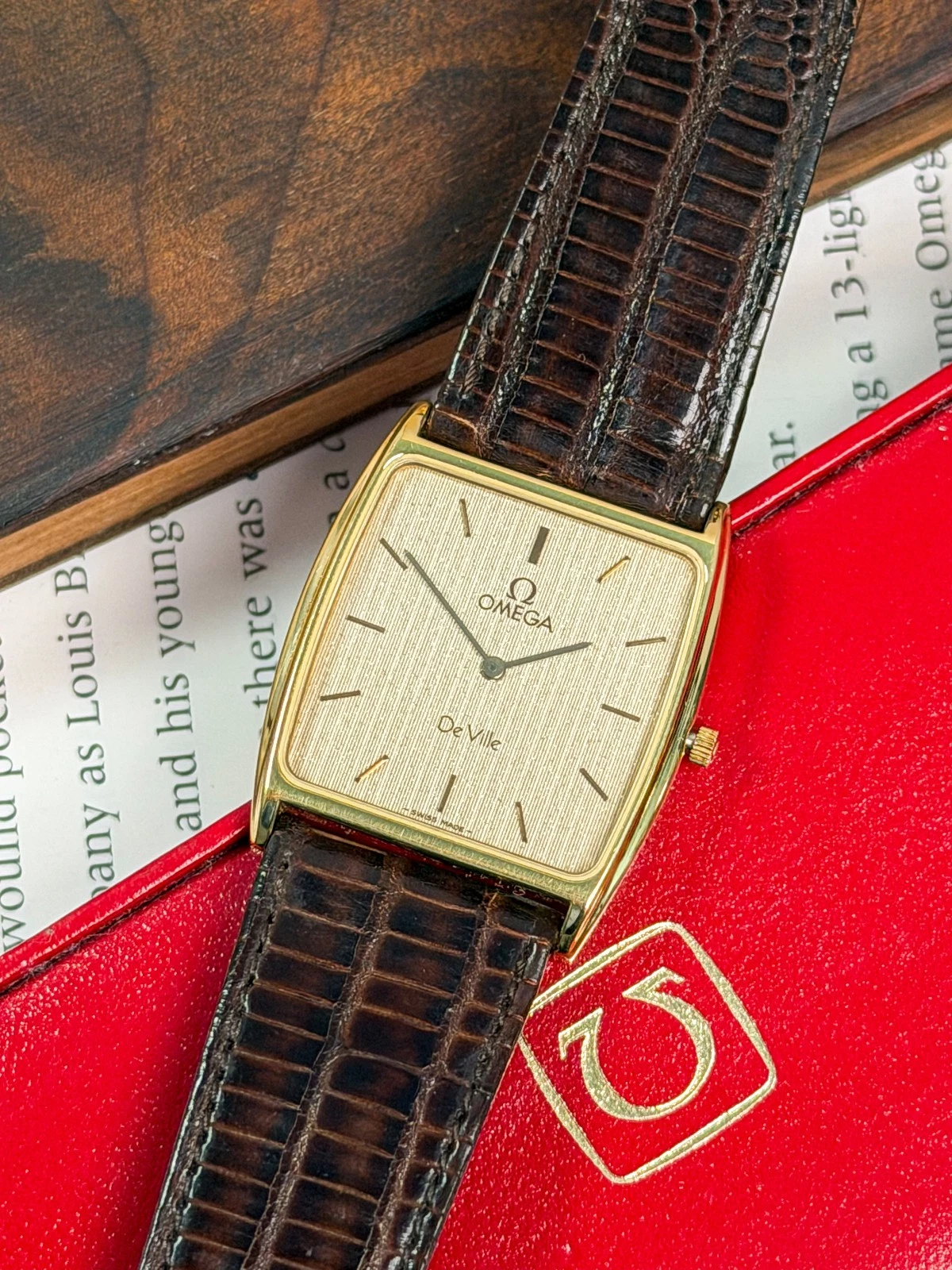 Omega — NOS New old stock Omega de ville “ Genevoises II ” – 1987 ref 191.208 cal 1377