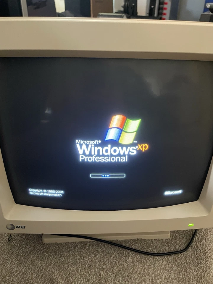 Vintage Compaq Presario PC 5WV280 5000 Series 900mhz AMD Athlon Nvidia Retro CPU - Image 4 of 4