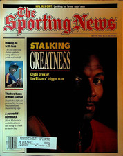 The Sporting News May 18 1992 Clyde Drexler Mike Keenan Mark McGwire