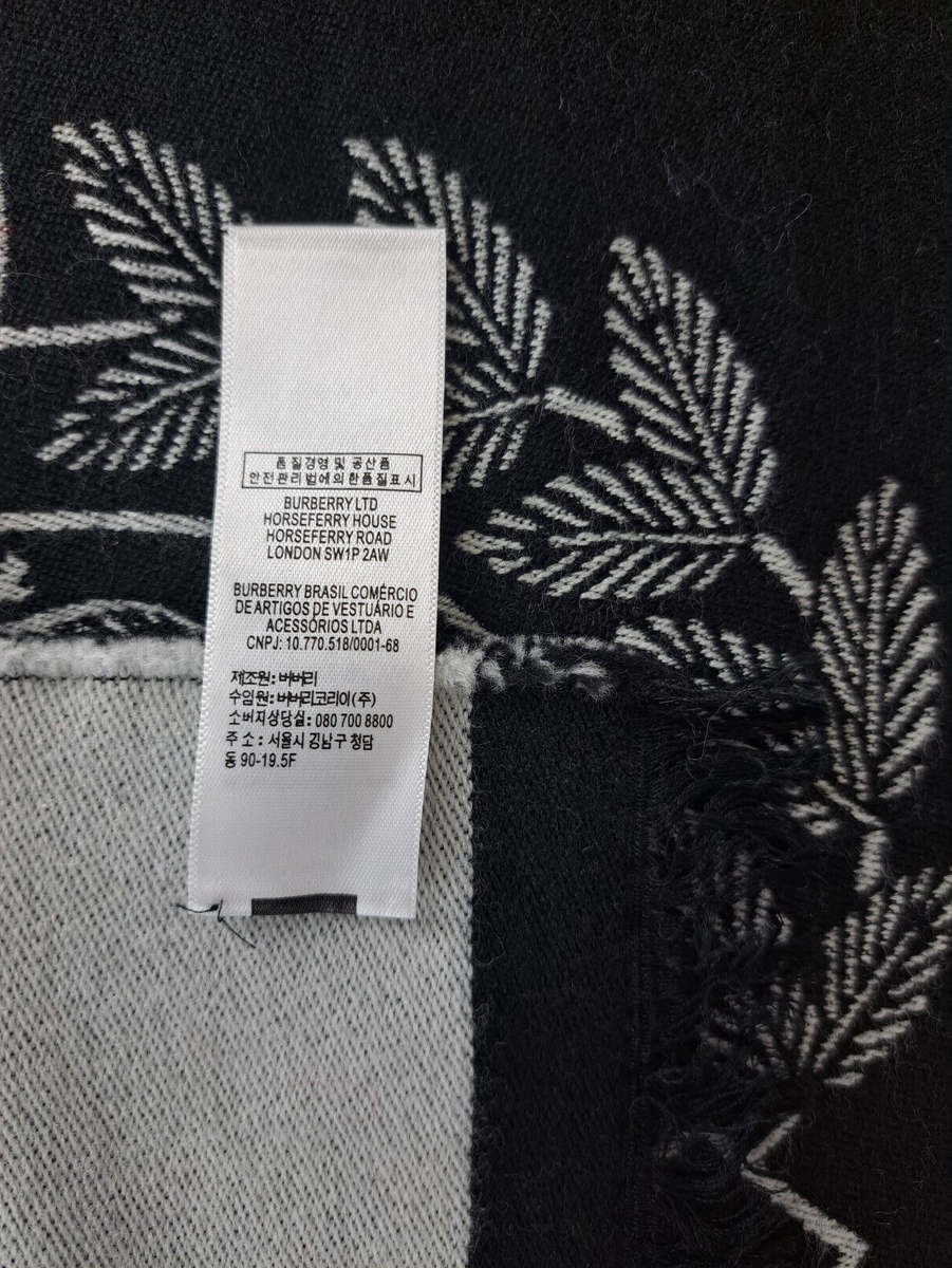 BURBERRY London Horseferry House Monogram Two Tone Knit Wool