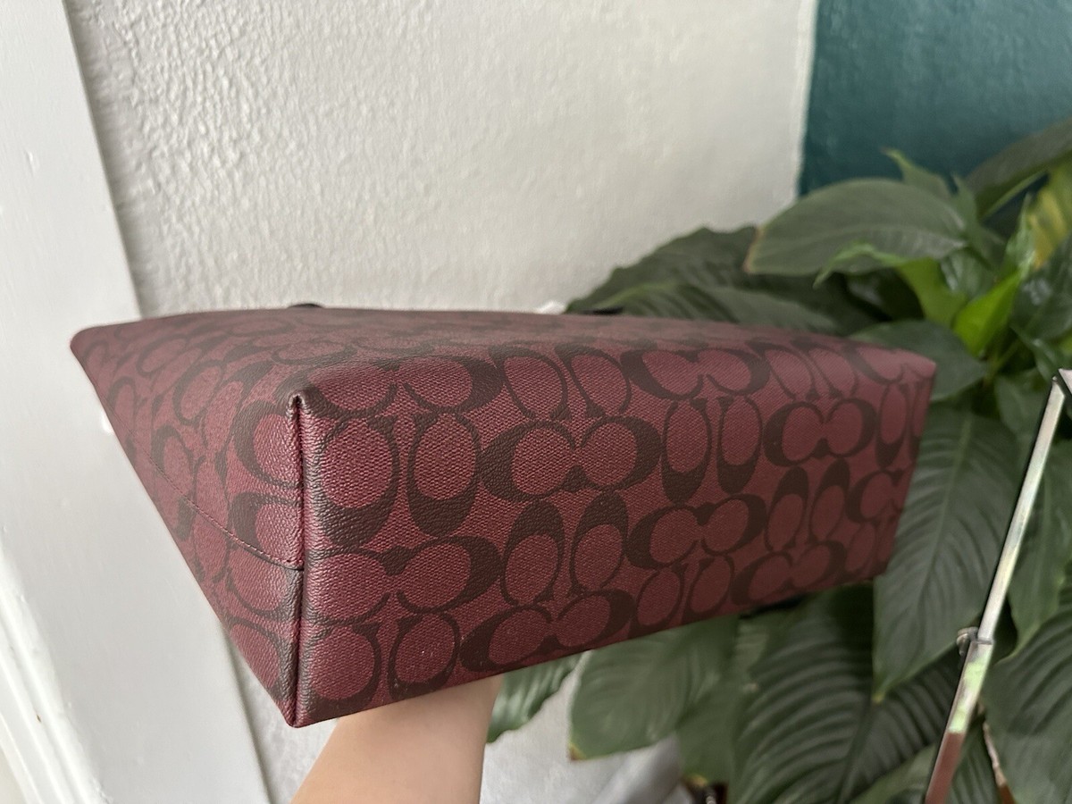 NWT - COACH Zip Top Tote In Signature Canvas - 4455 Oxblood NWT - COACH Zip Top Tote In Signature Canvas - 4455 Oxblood