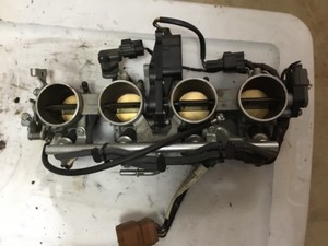 06-11-KAWASAKI-ZX14-Throttle-BodIES-INJECTORS-TPS-STPS-SERVO-WIRE-HARNESS-OEM