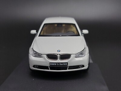 Kyosho 1/43 BMW E60 5er Series 545i 2003 - 2010 white (diecast