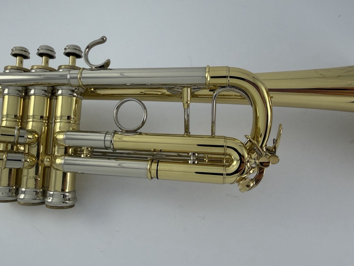 Trumpet BUESCHER “The Aristocrat Custom Built Model 240” by