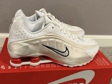 NEW Nike Shox R4 Big Kids size 6Y White/Phantom/Picante Red Sneakers