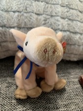 Knuckles 1999 Ty Beanie Babie  Pink Pig w/Blue Bow. Birthday March 25, 1999 MWMT