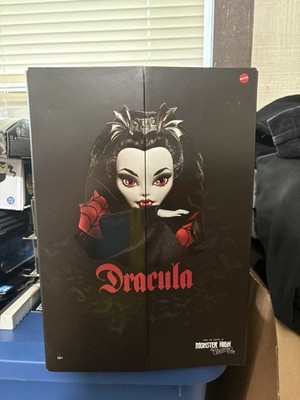 Mattel Creations Monster High Collectors Dracula  Skullector Doll NRFB NIB BNWT