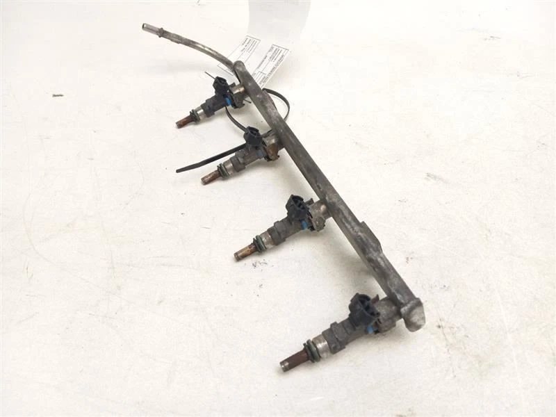 MITSUBISHI OUTLANDER 2011 inyector de riel de combustible Foto 2 de 4