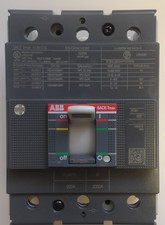 ABB MOLDED CASE CIRCUIT BREAKER 3 POLE XT3N 225 TMP 200-2000 P/N: 1SDA075117R1