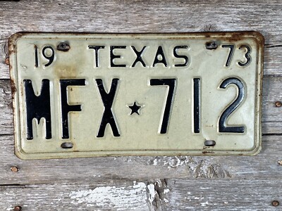 Vintage Texas License Plate 1975 MFX 712 Auto Man Cave Garage Decor Collector