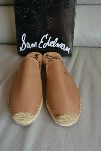sam edelman kerry