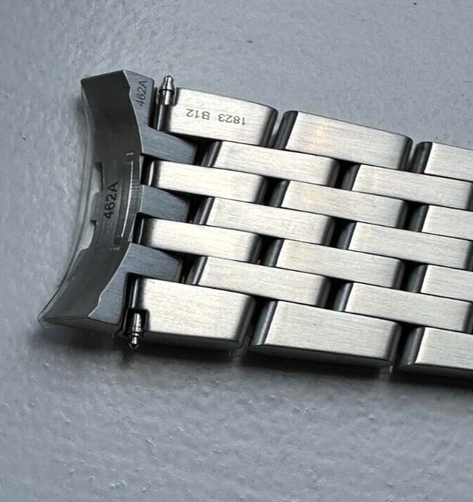 Genuine Original OEM Breitling 1823 B12 Stainless Steel Genuine Original OEM Breitling 1823 B12 Stainless Steel