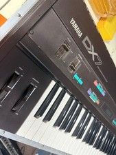 Preços baixos em Teclado Yamaha dx7 | eBay