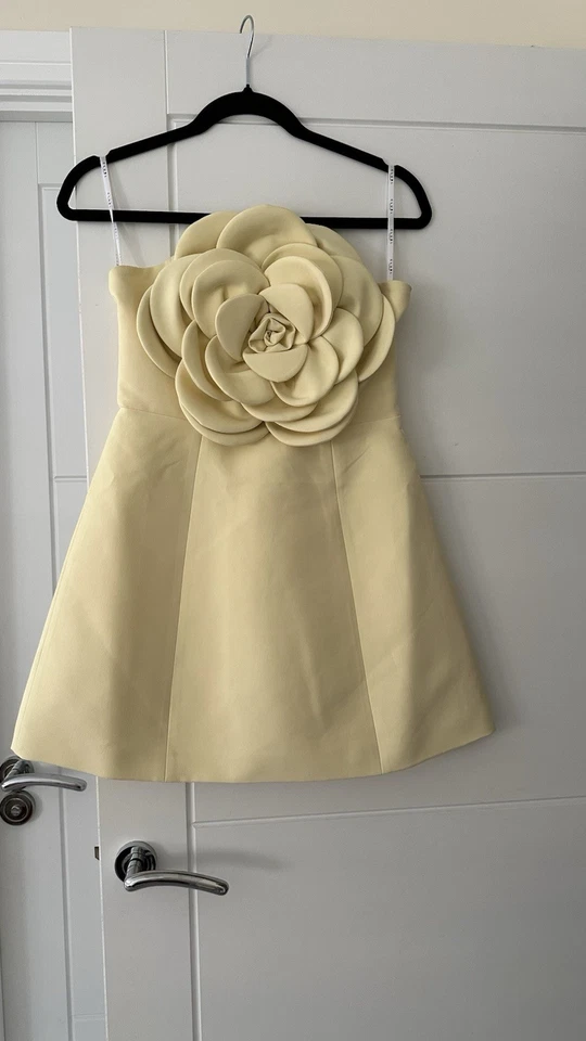 Club L London Women's Mini Daffodil Dress Size 8 lemon - Image 2 of 4