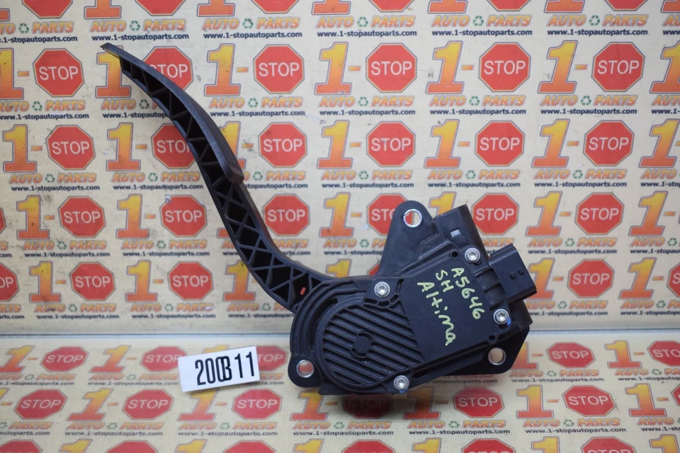 2007-2013 NISSAN ALTIMA АКСЕЛЕРАТОР ПЕДАЛЬ ГАЗА ДАТЧИК ПОЛОЖЕНИЯ 18002-9HA0B OEM - Изображение 2 из 4