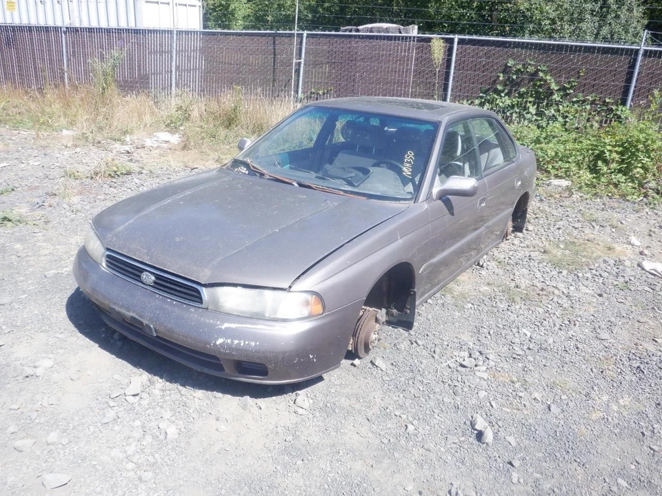 二手变速器控制模块 适合:1996 年 斯巴鲁 Legacy Transmission LHD 下面 — 第 3/4 张图片