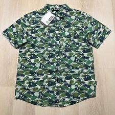 Stio Curtis Camp Green Camo Button Up Shirt Men’s Medium M Short Sleeve NWT