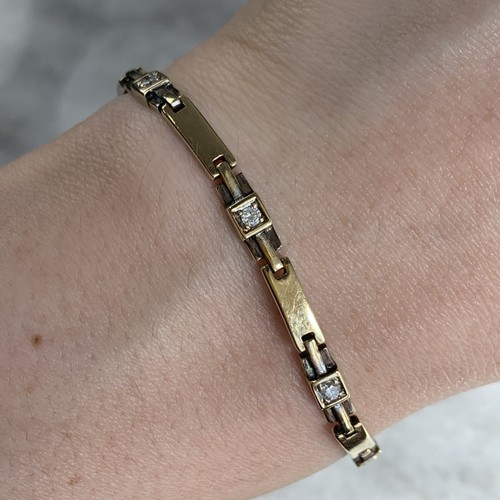 CZ Fancy Rectangle Chain Bracelet 9ct 9k Yellow Gold - 7" Inches - Picture 2 of 5