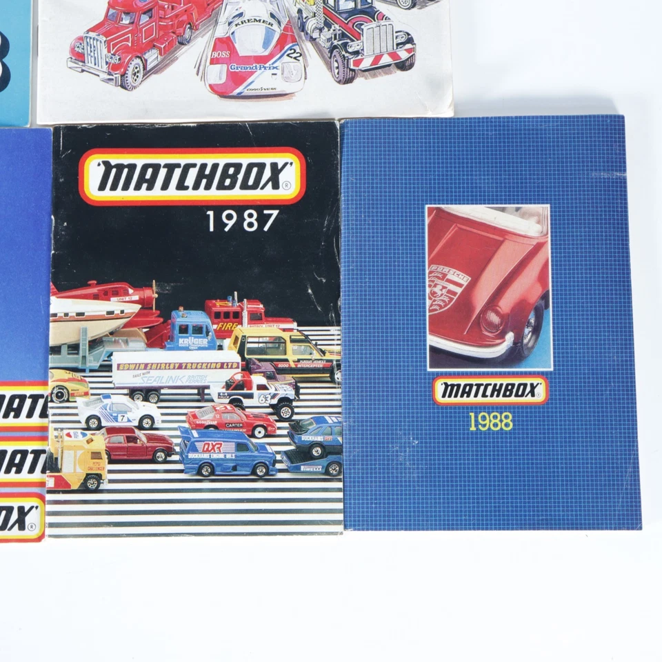 VTG Matchbox Collector's Catalogs Lot 81/82 82/83 83 84 85 86 87 88 USA - Image 4 of 4